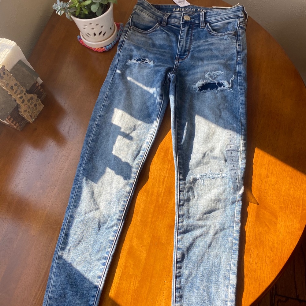 NEW NEVER WORN jeans from American Eagle!!